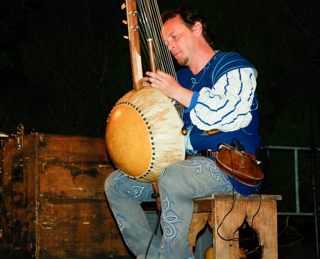 kora